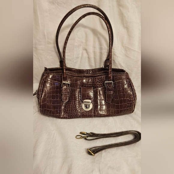 Liz claiborne crazy horse hand bag bundle of 2 GUC - Picture 15 of 16